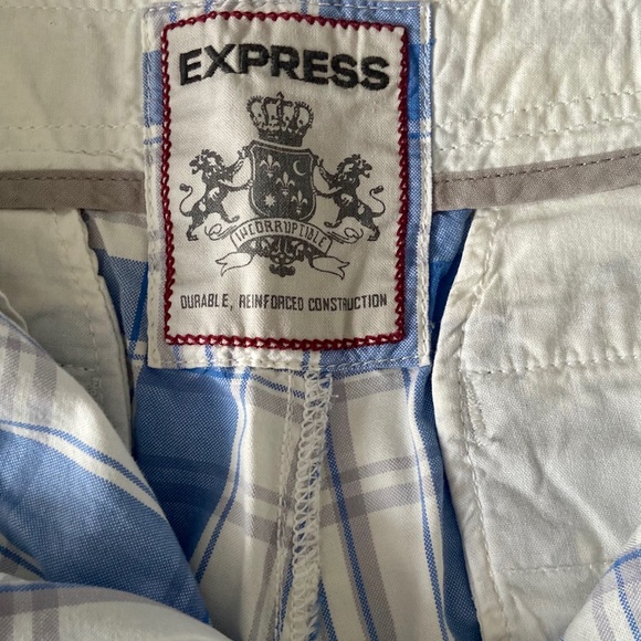 Express Bundle of Men’s Shorts: Size 34 & 38 - Picture 8 of 9